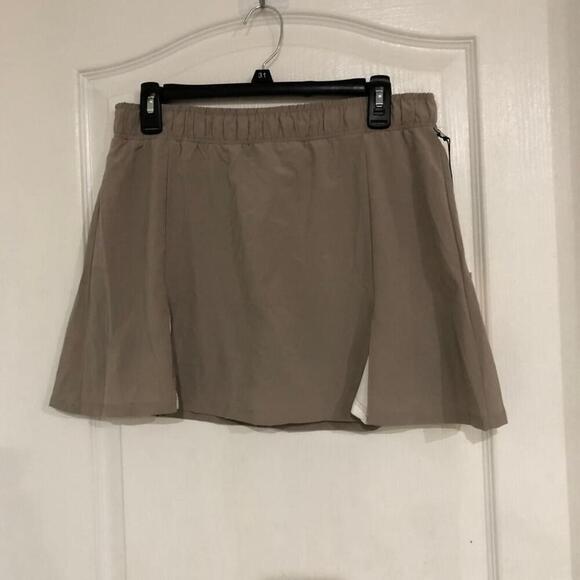 Sincerely Jules Womens Tennis Skort Medium Gray Elastic‎ Waist Activewear NWT - Picture 1 of 10
